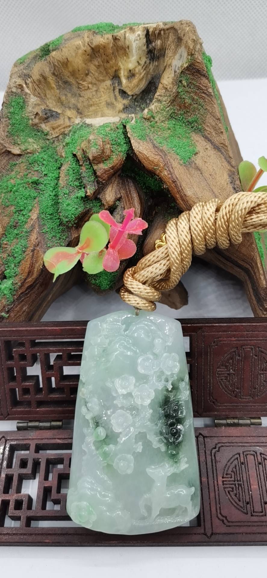 鹿梅同春