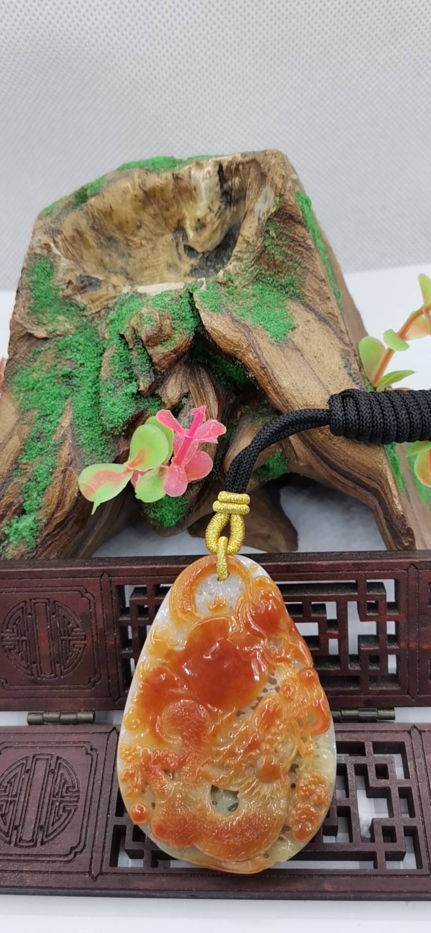 龙行天下