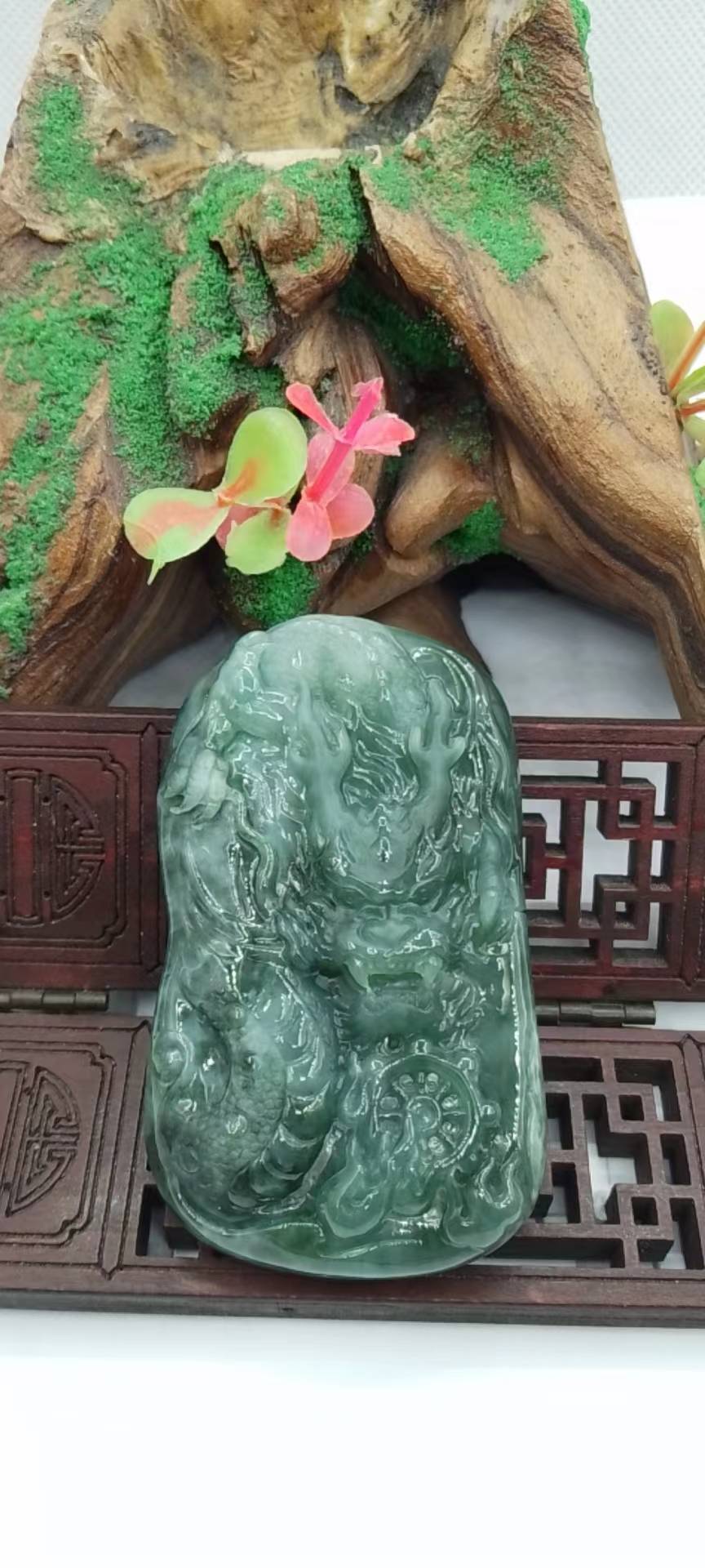 龙行天下