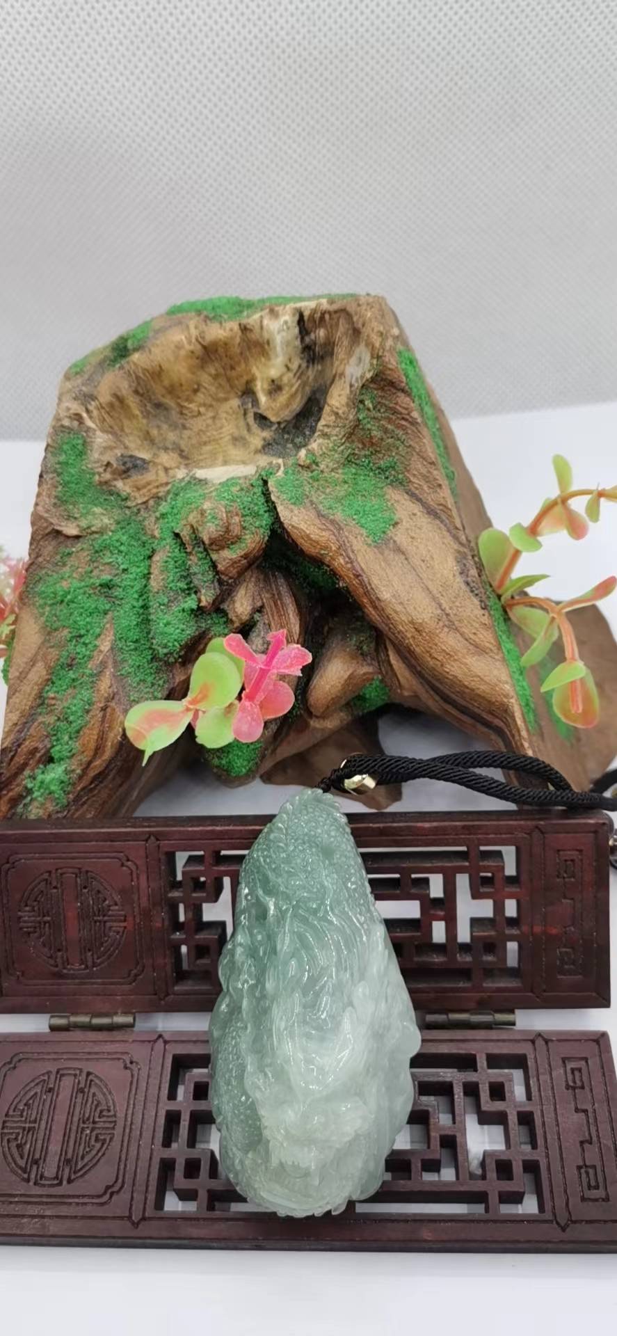 龙行天下