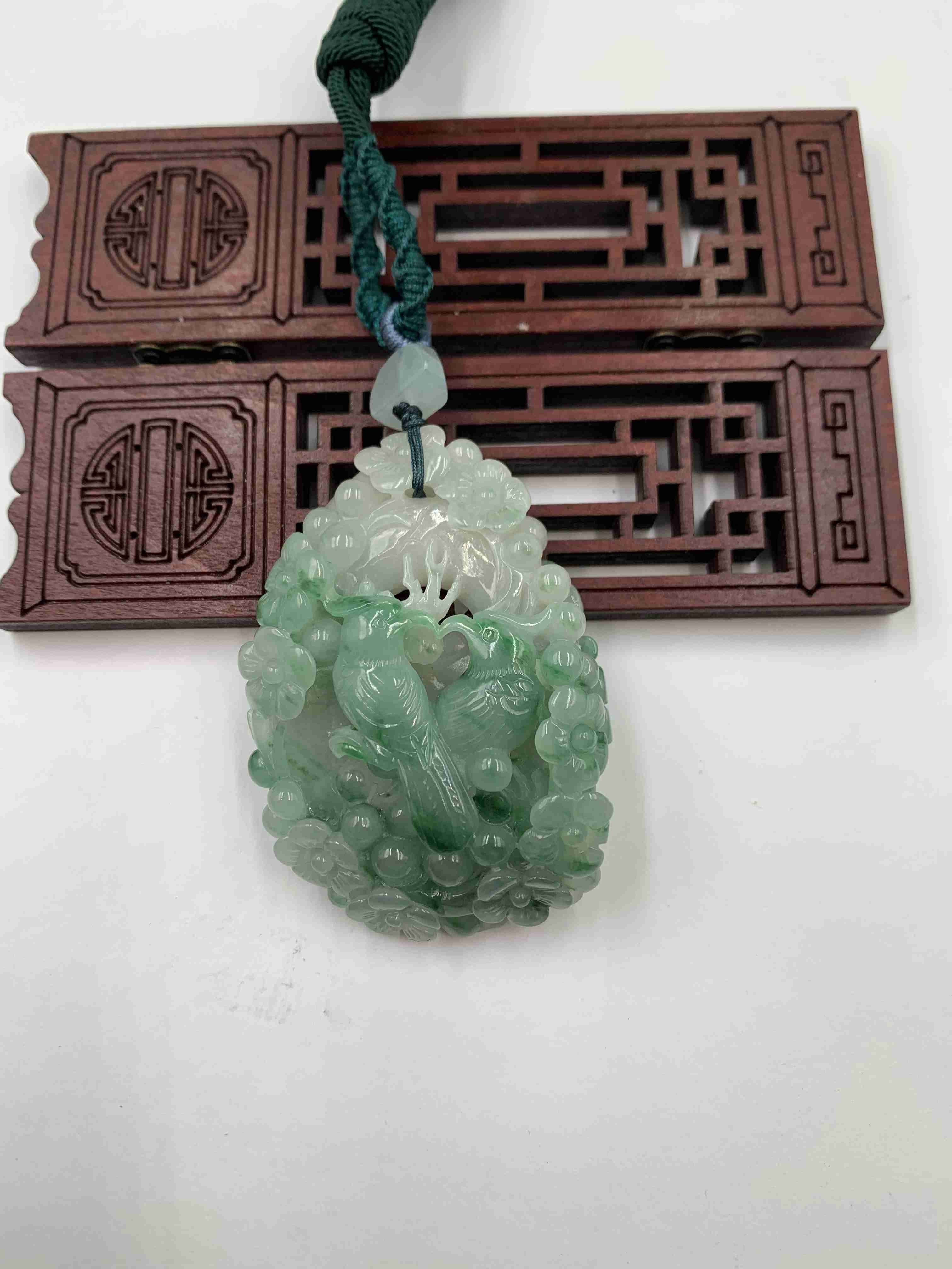 喜上眉梢