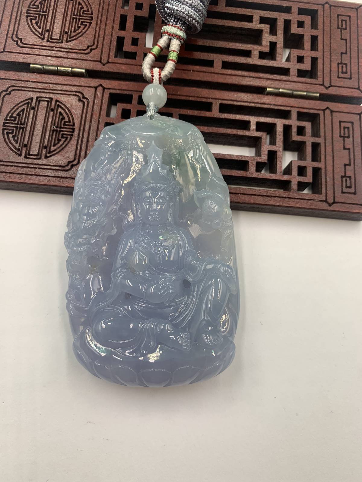 神龙护主