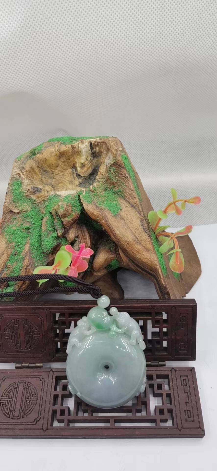灵猴献寿