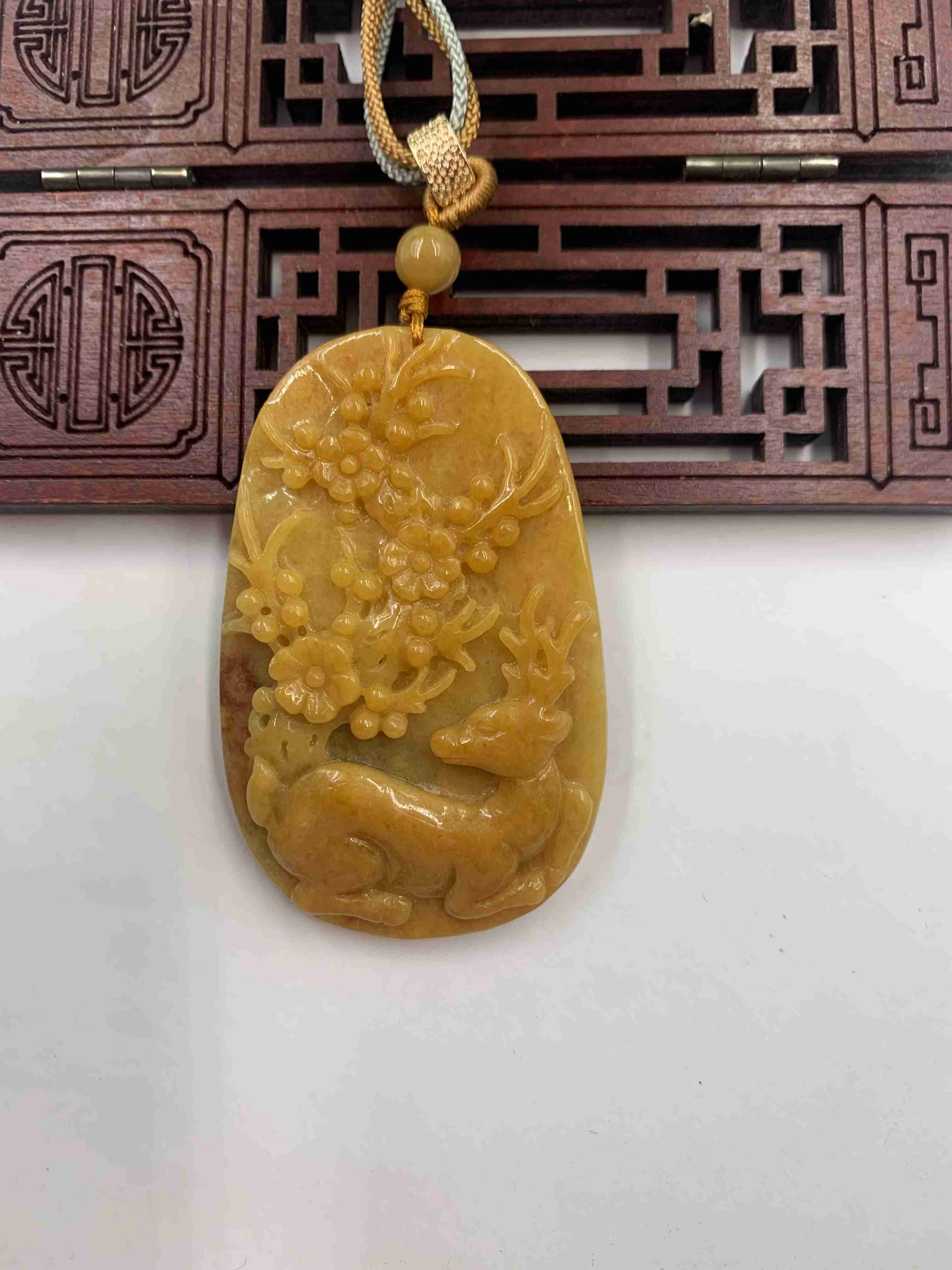 鹿梅同春