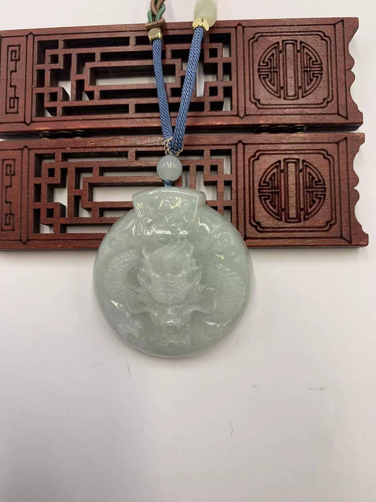 龙霸天下