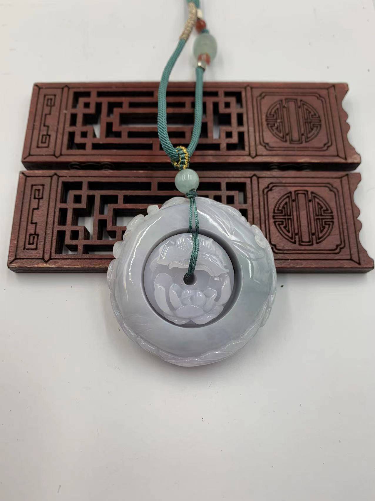 凤戏牡丹