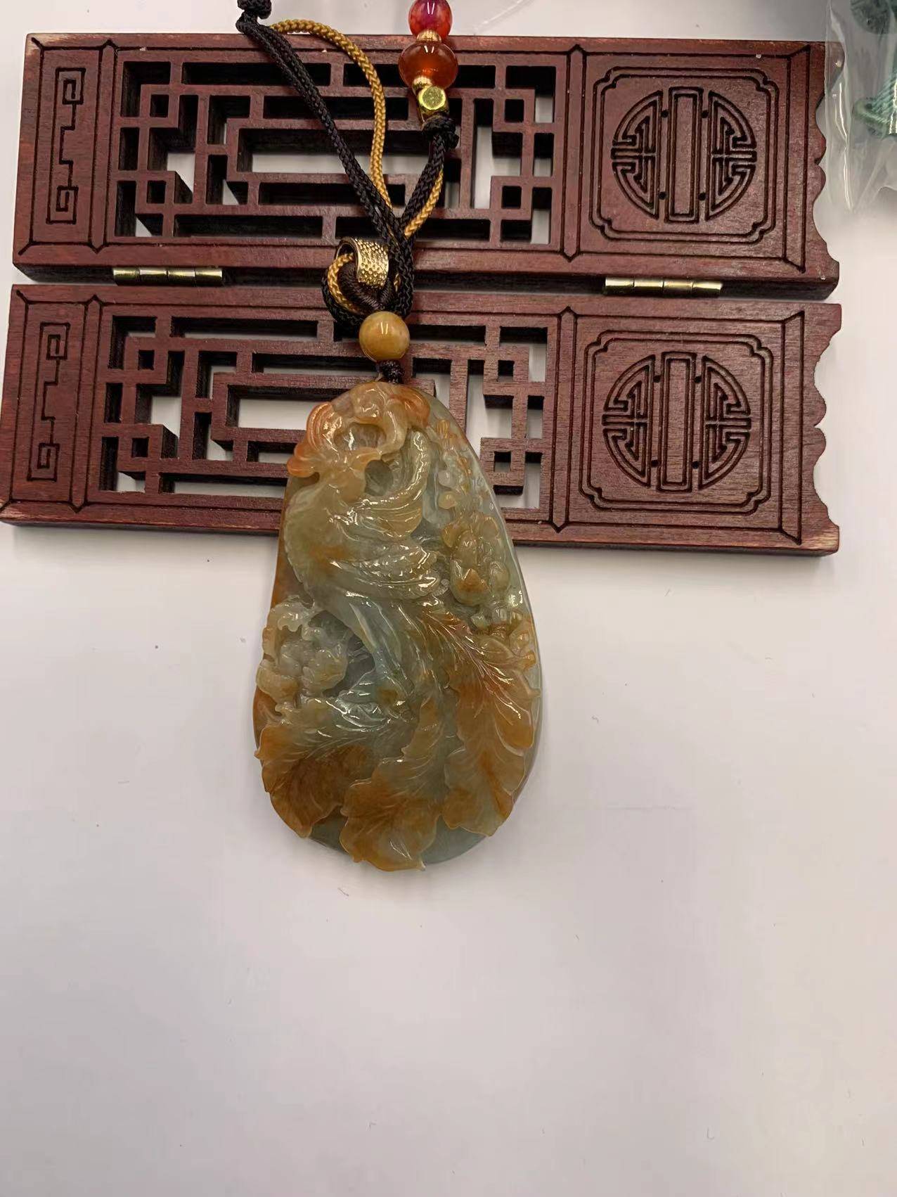 凤戏牡丹