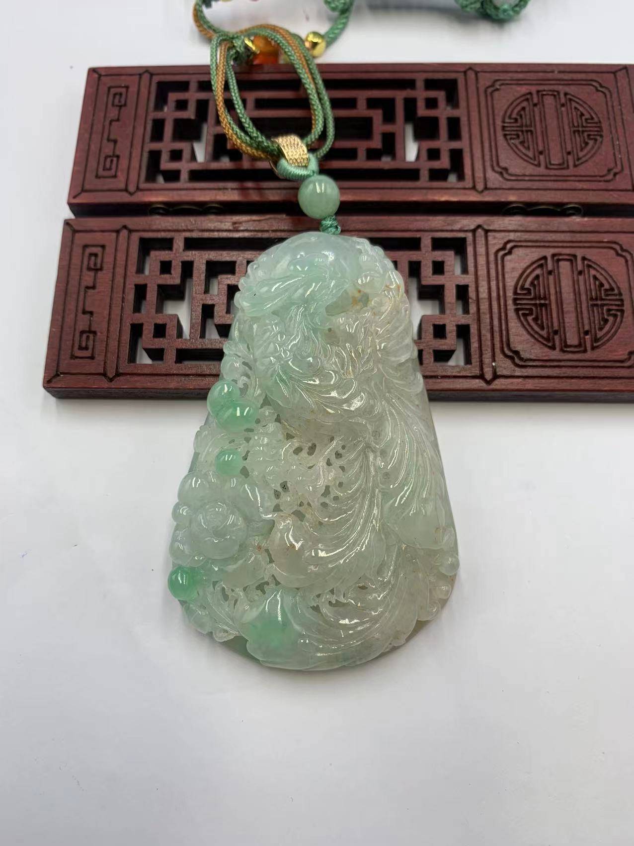 凤戏牡丹