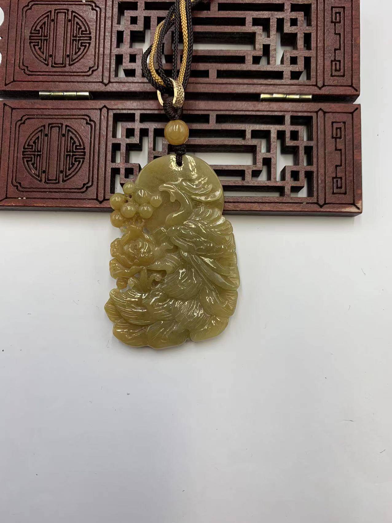 凤戏牡丹