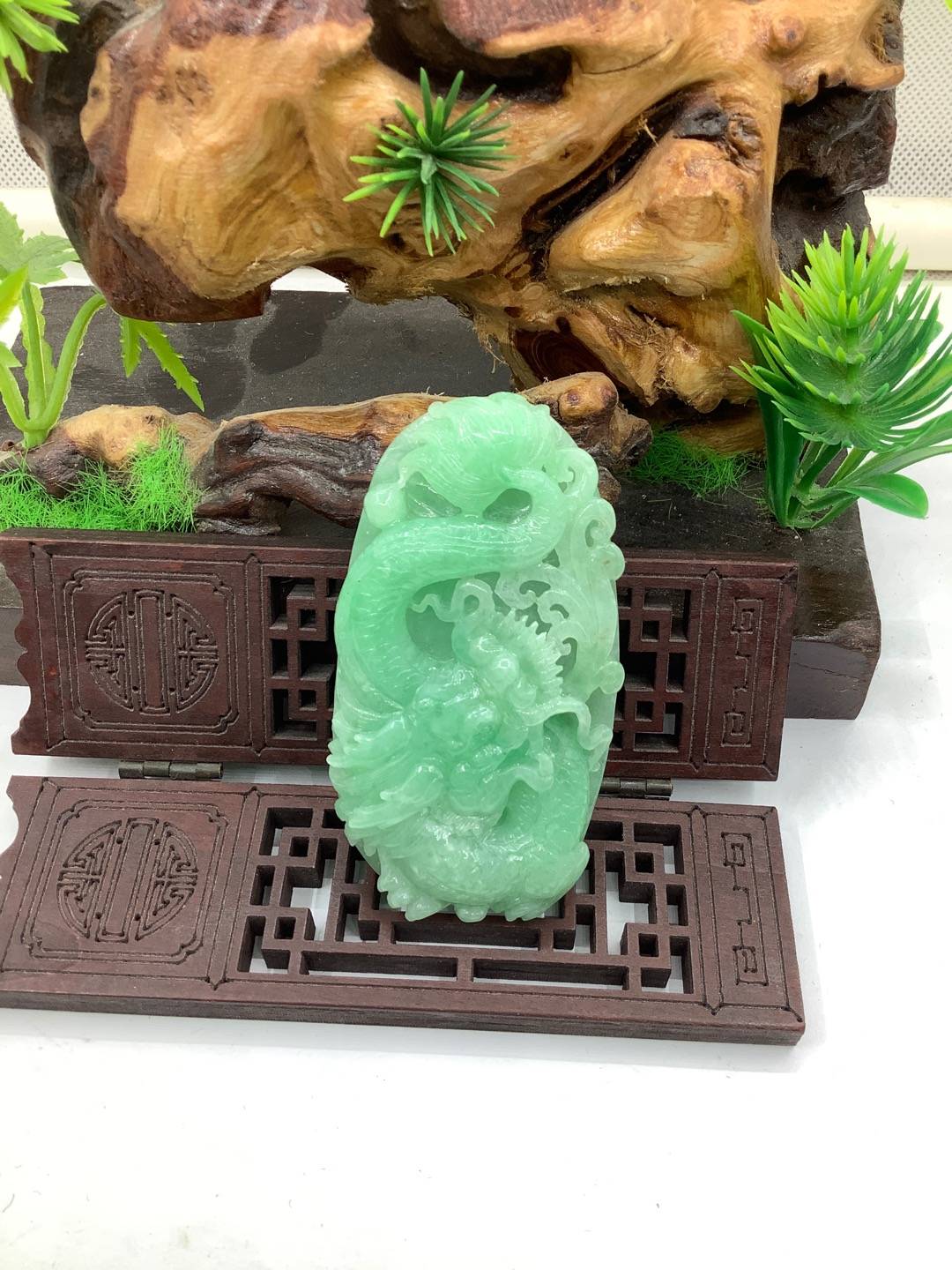 龙行天下
