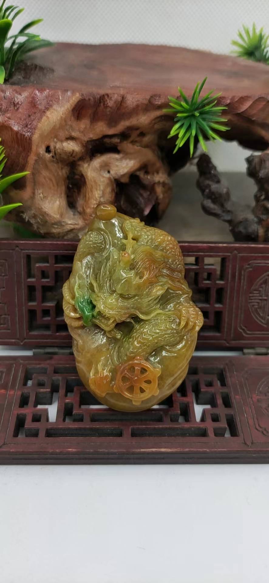 龙行天下