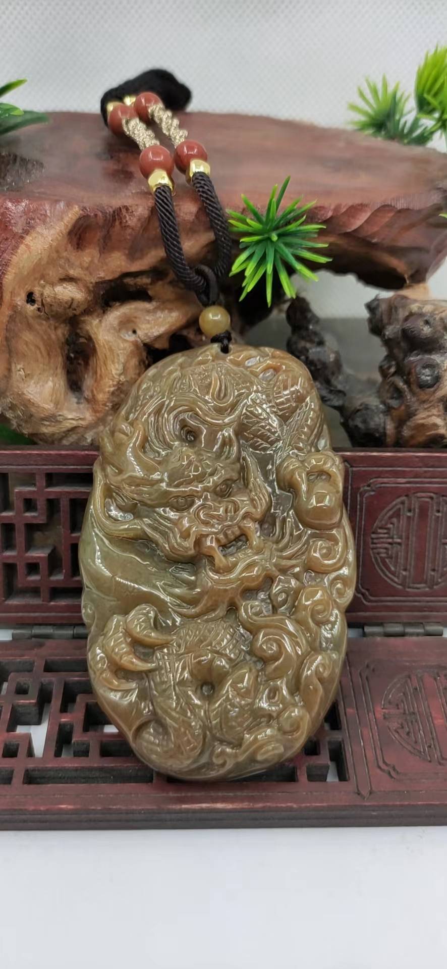 龙行天下