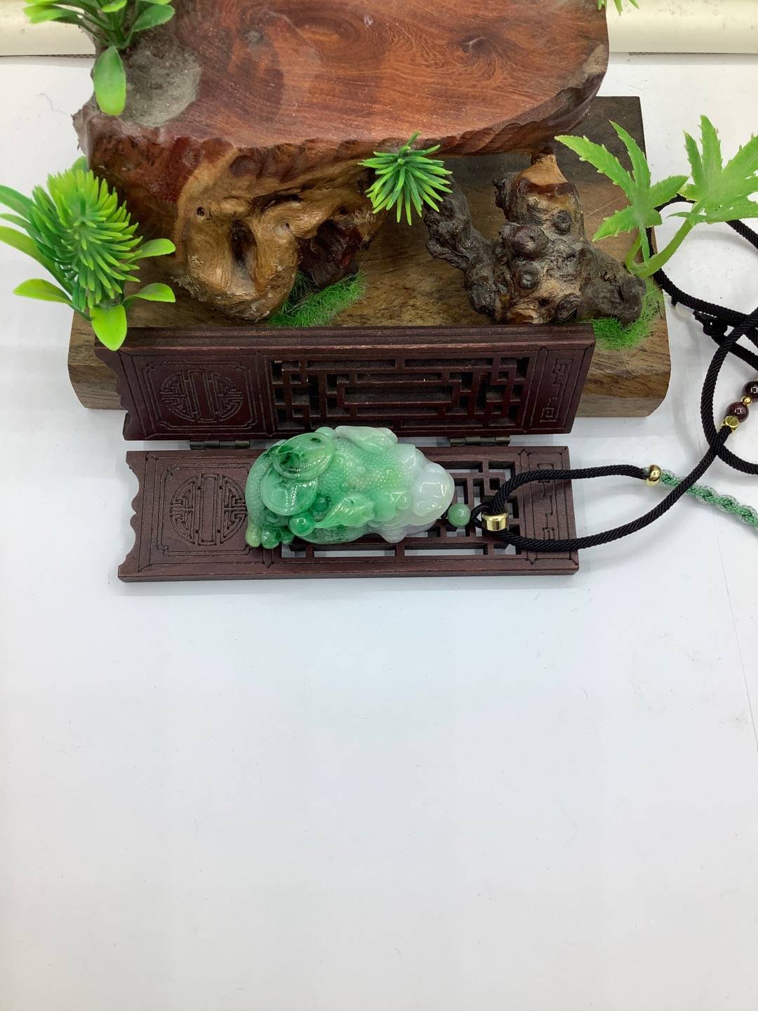 三足金蟾