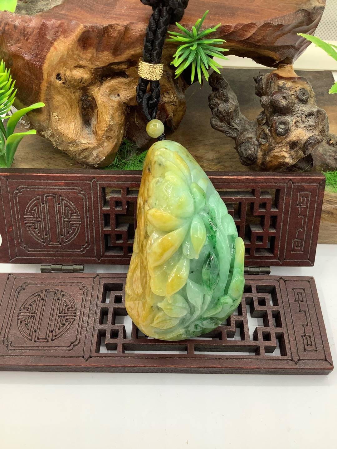 一品青莲