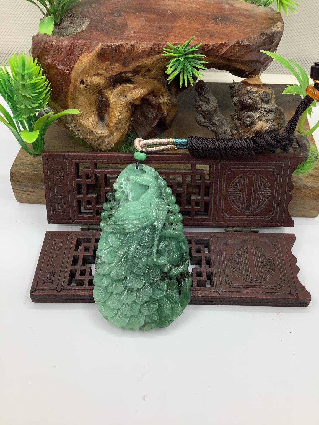 凤戏牡丹