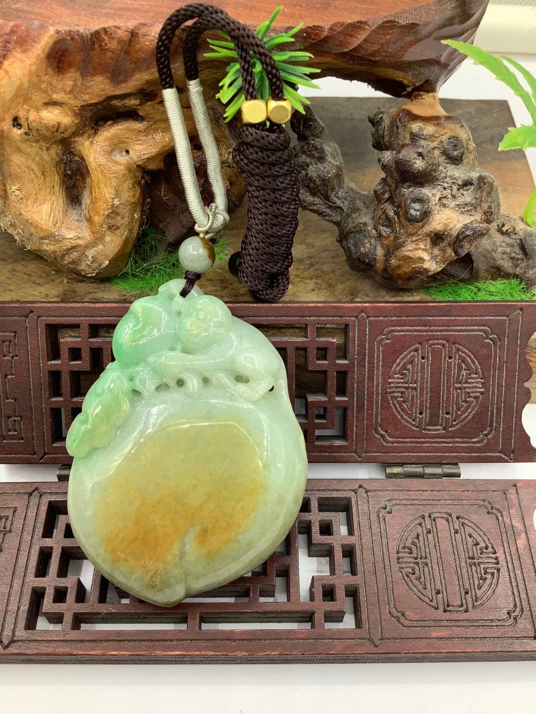 灵猴献寿