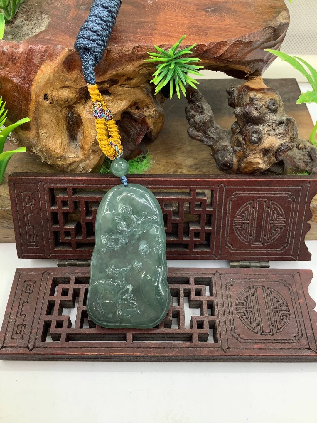 鹿梅同春