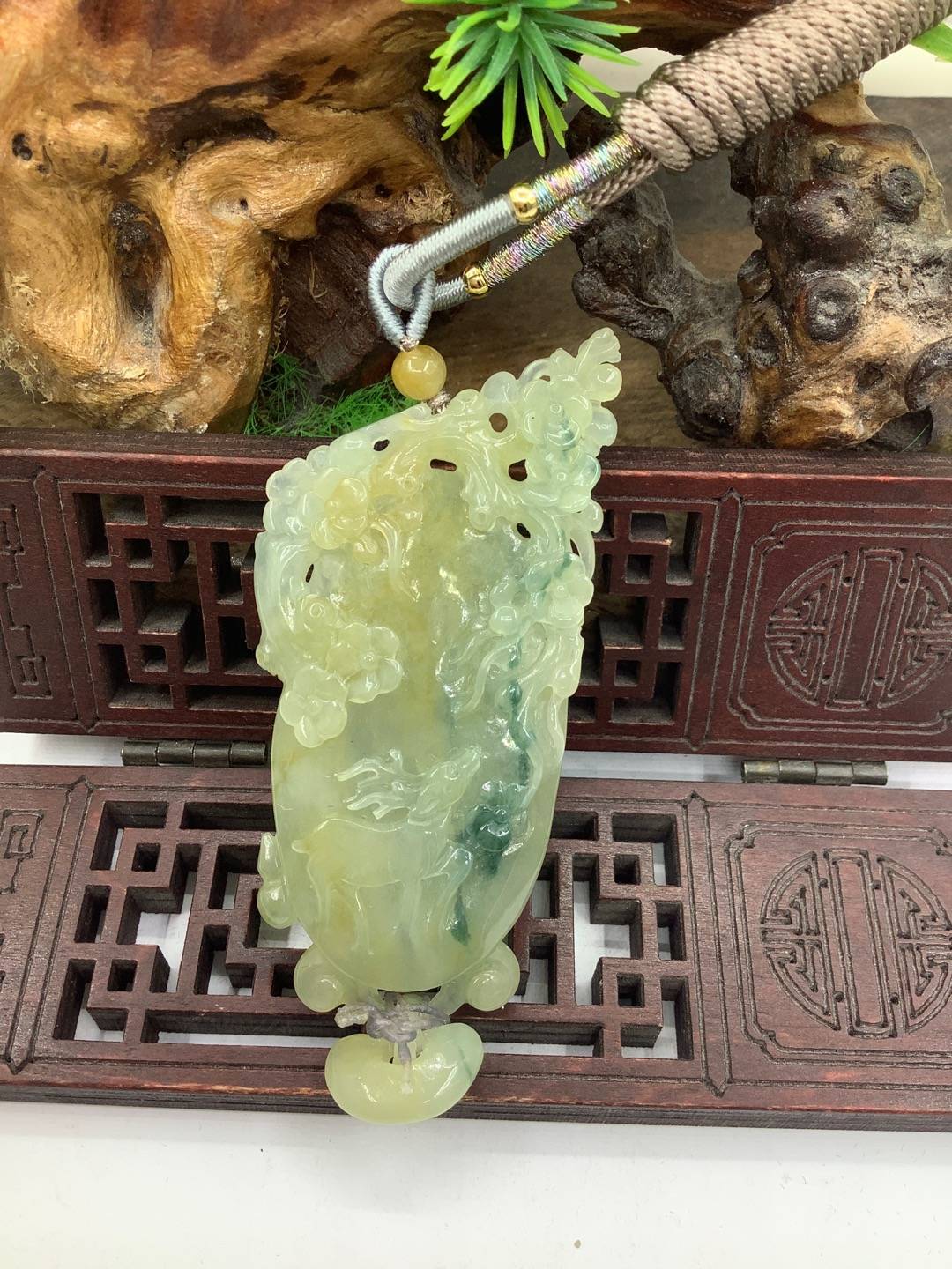 鹿梅同春