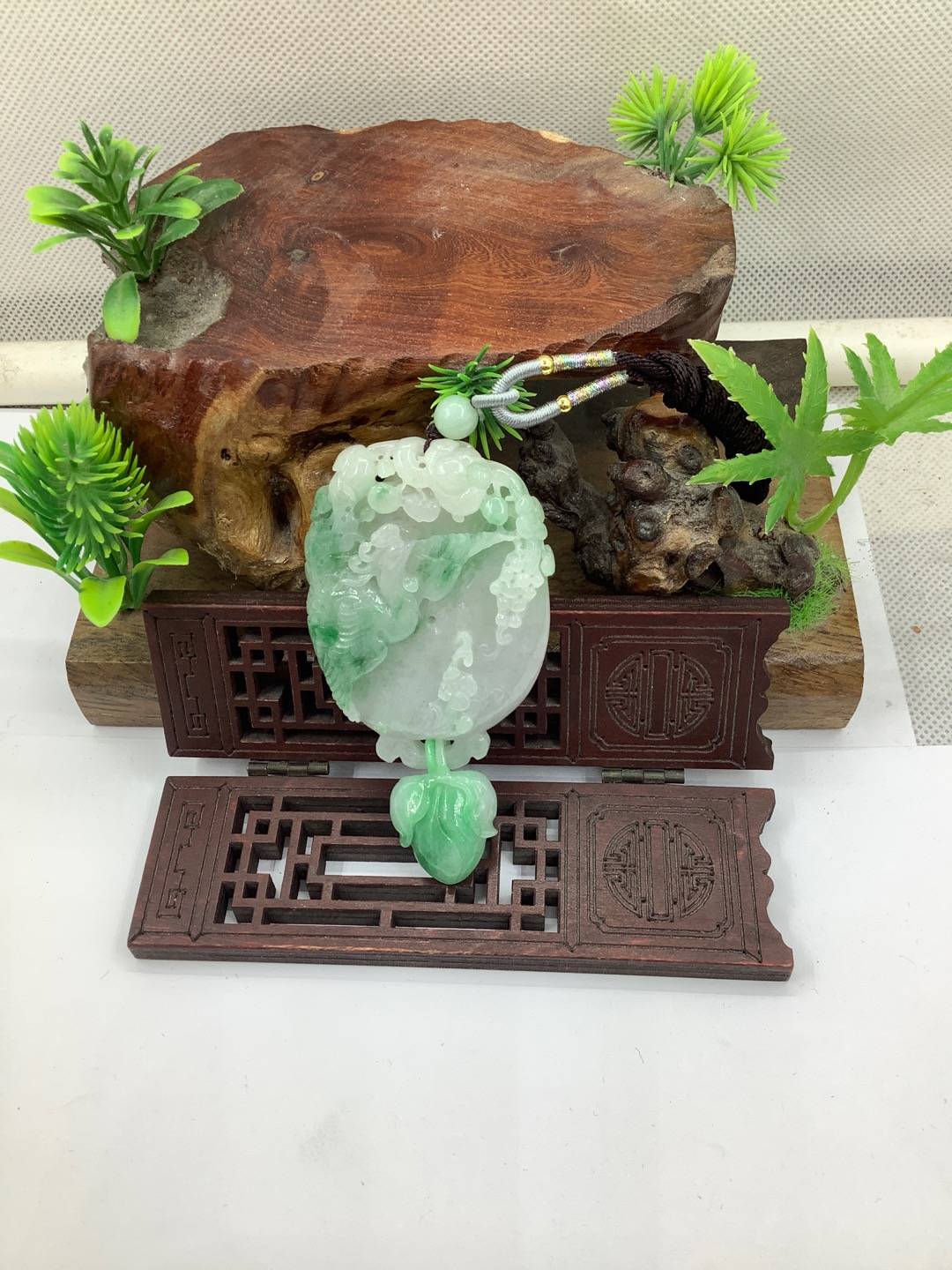 凤戏牡丹