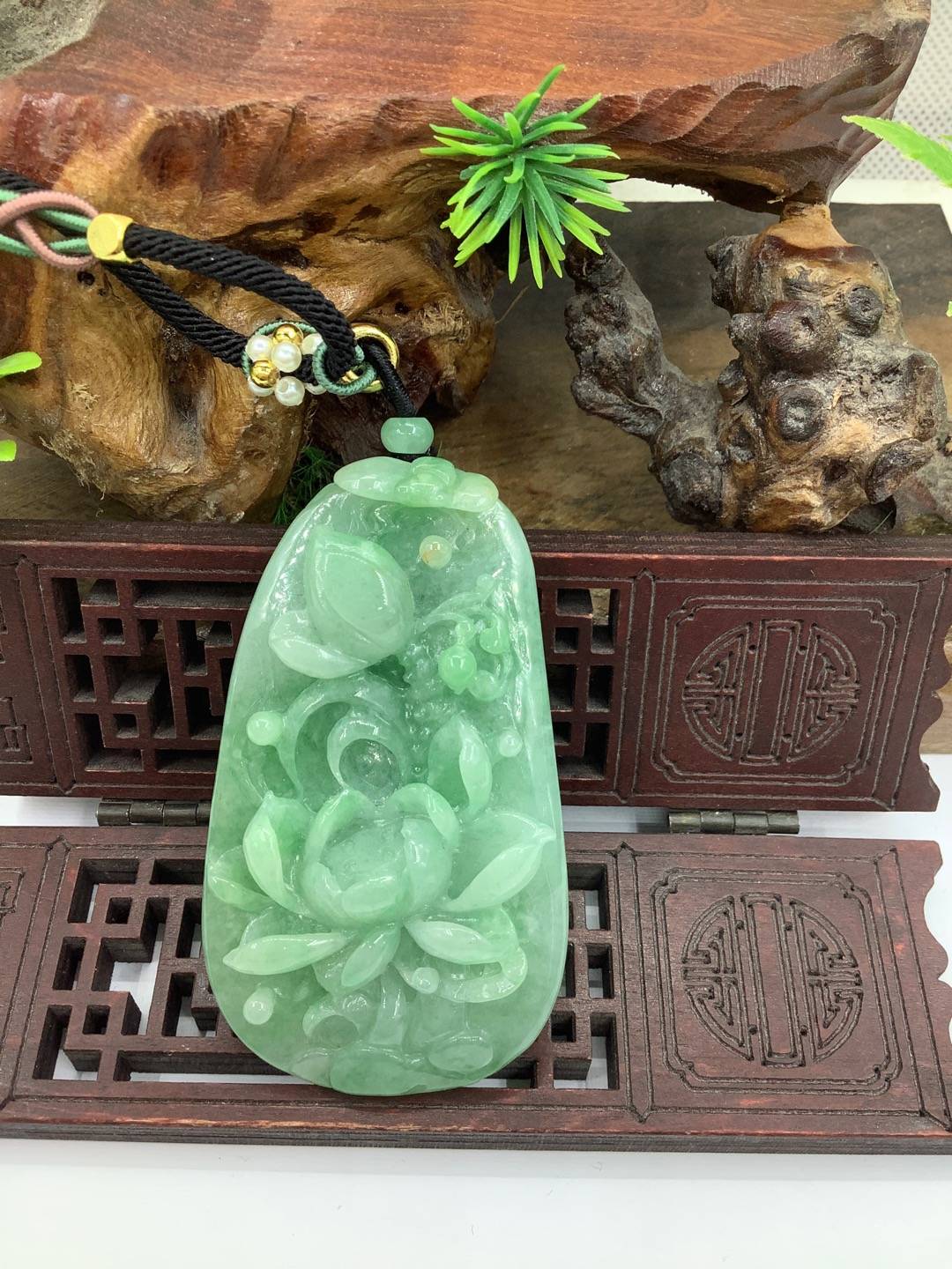 一品青莲