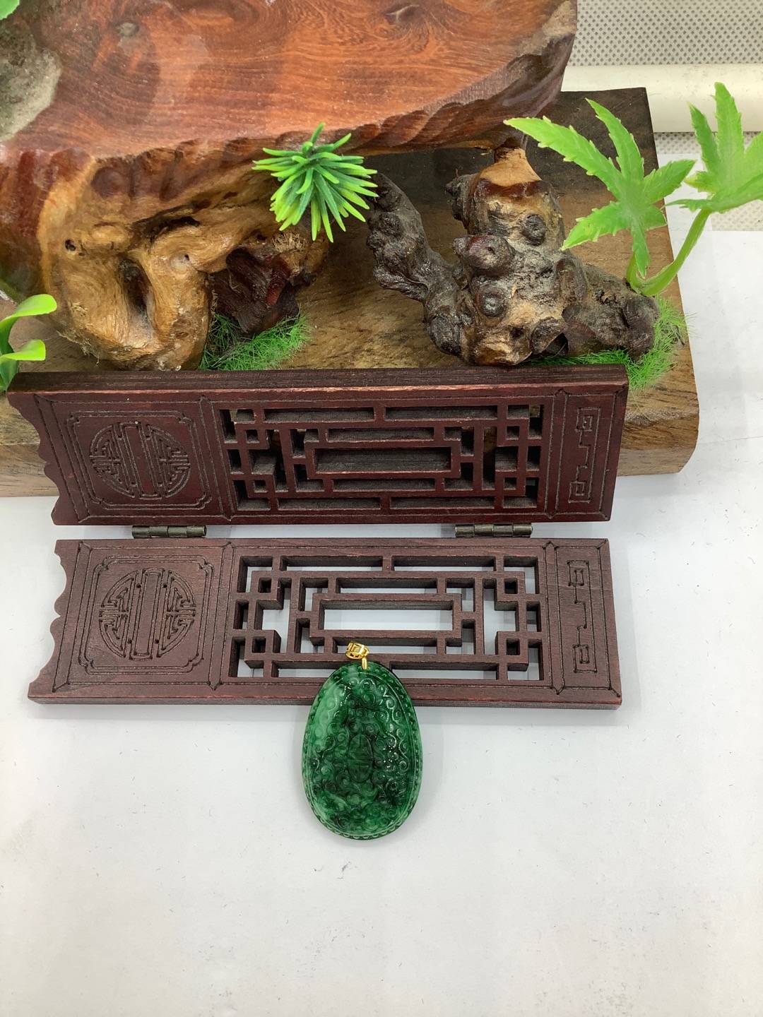 仿古牌