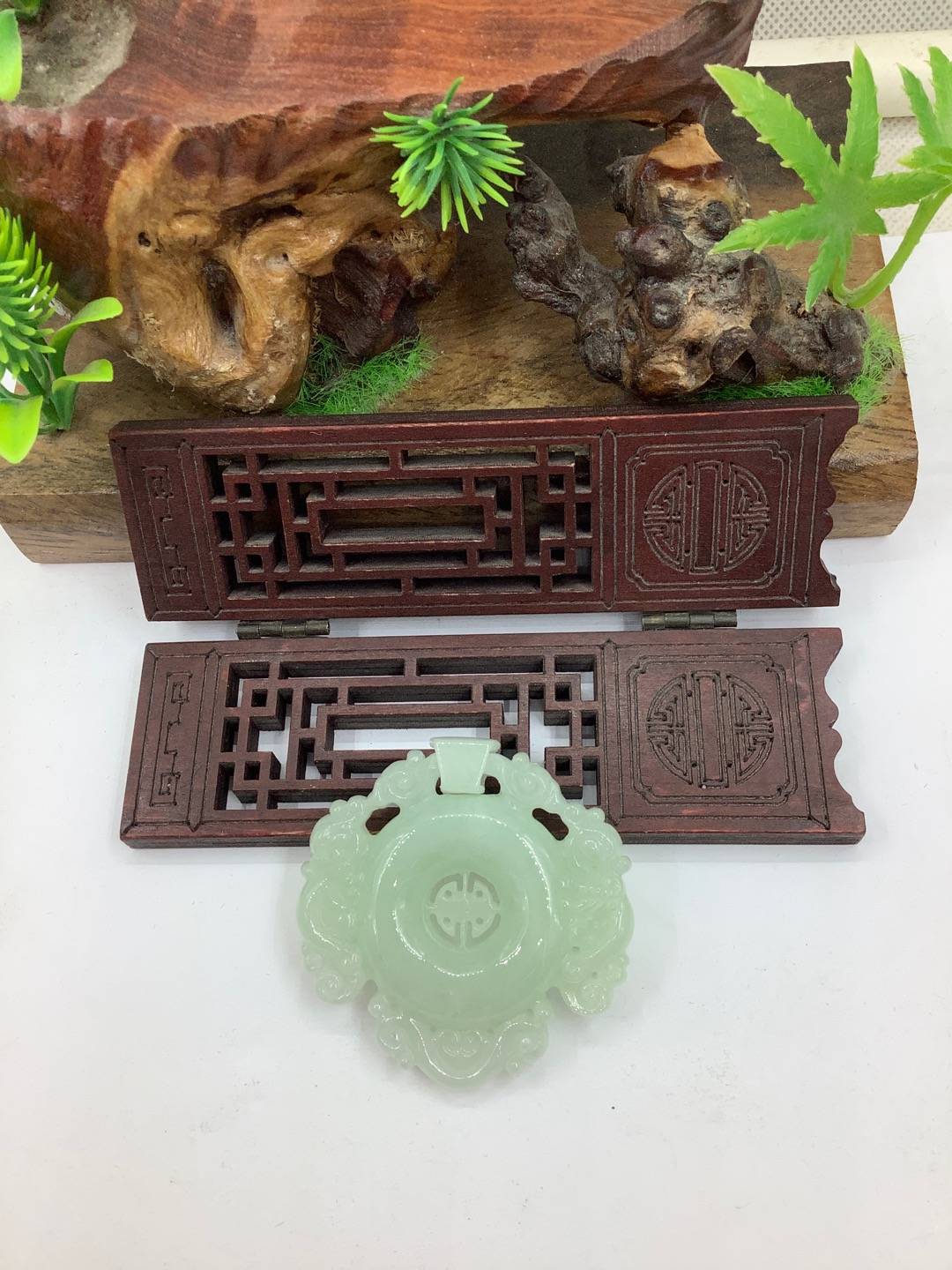 龙凤呈祥