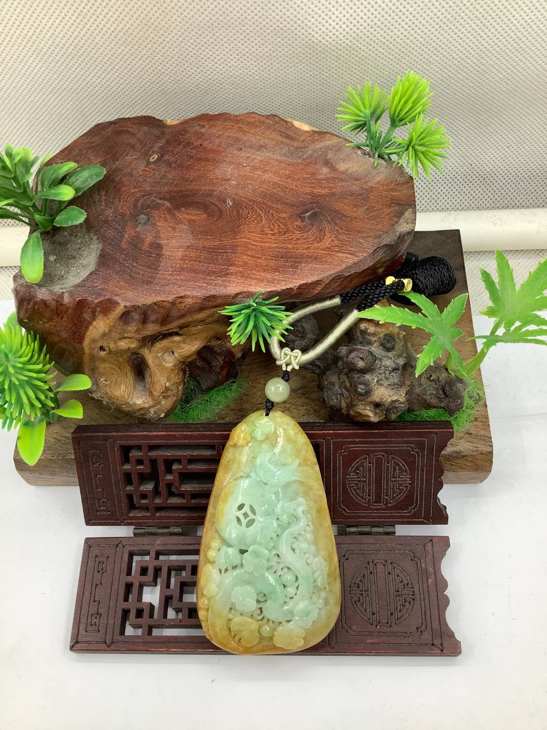 喜上眉梢