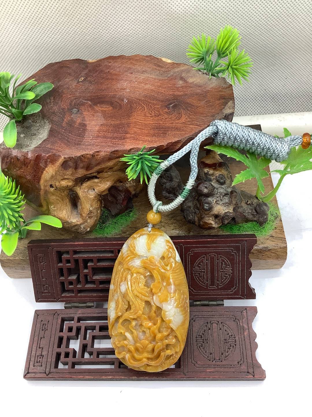 凤穿牡丹
