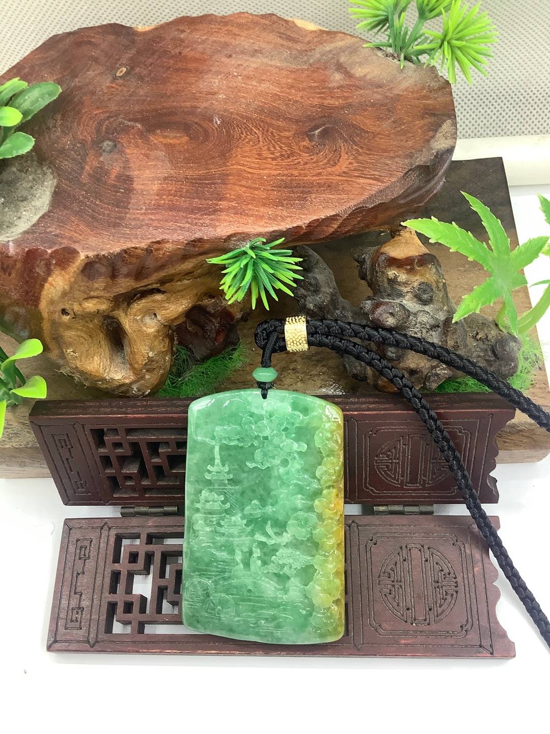 溪水行旅