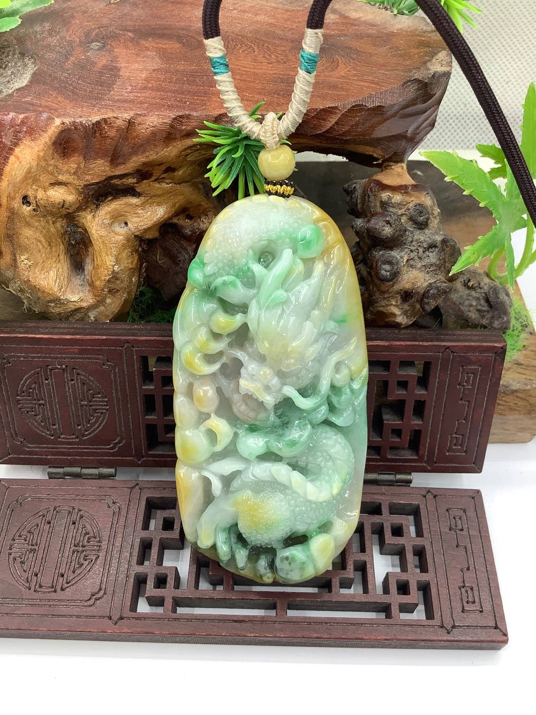 龙行天下