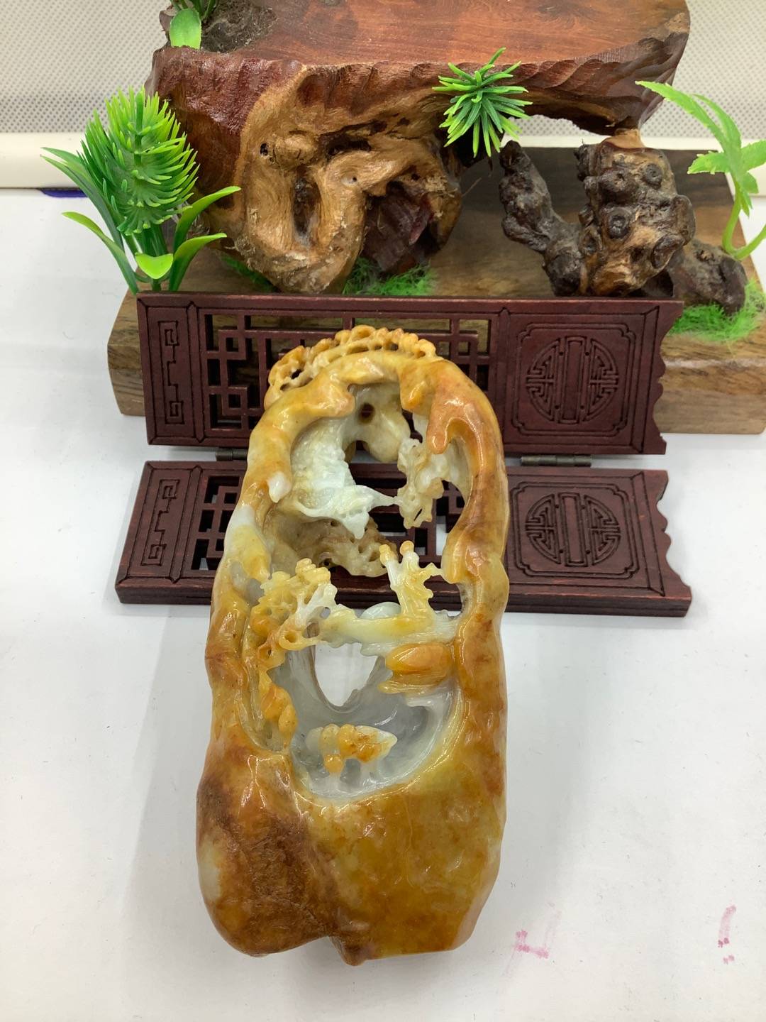 龙行天下