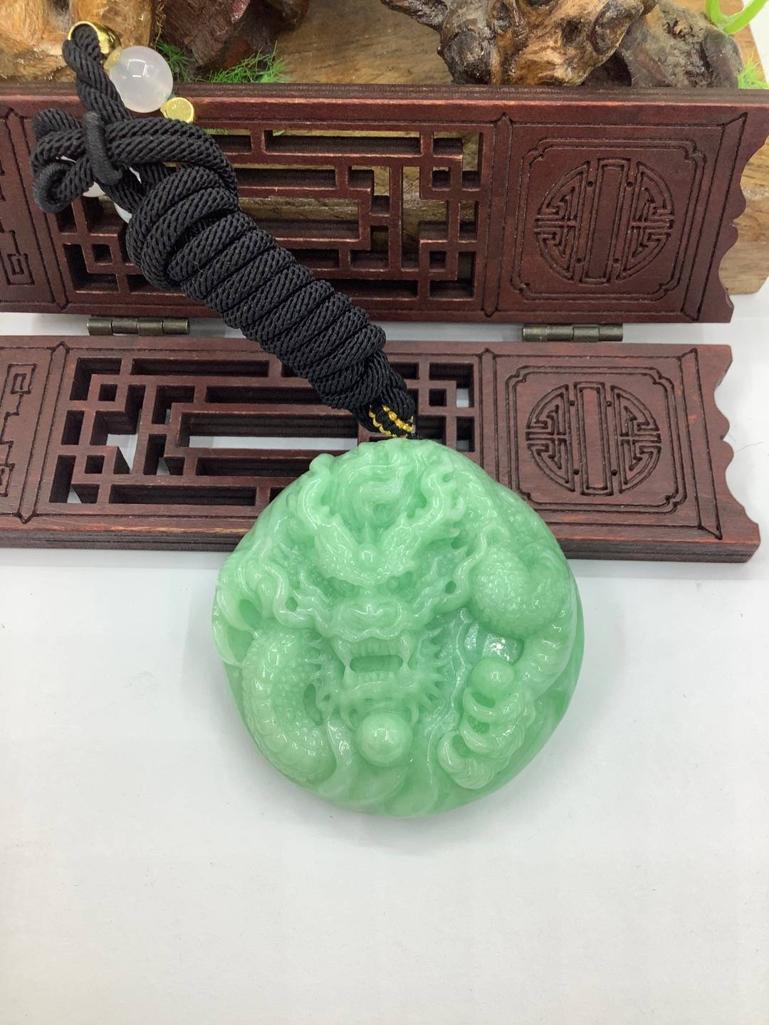 龙行天下