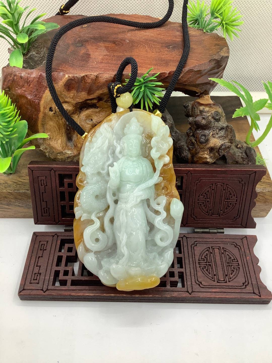 御龙观音