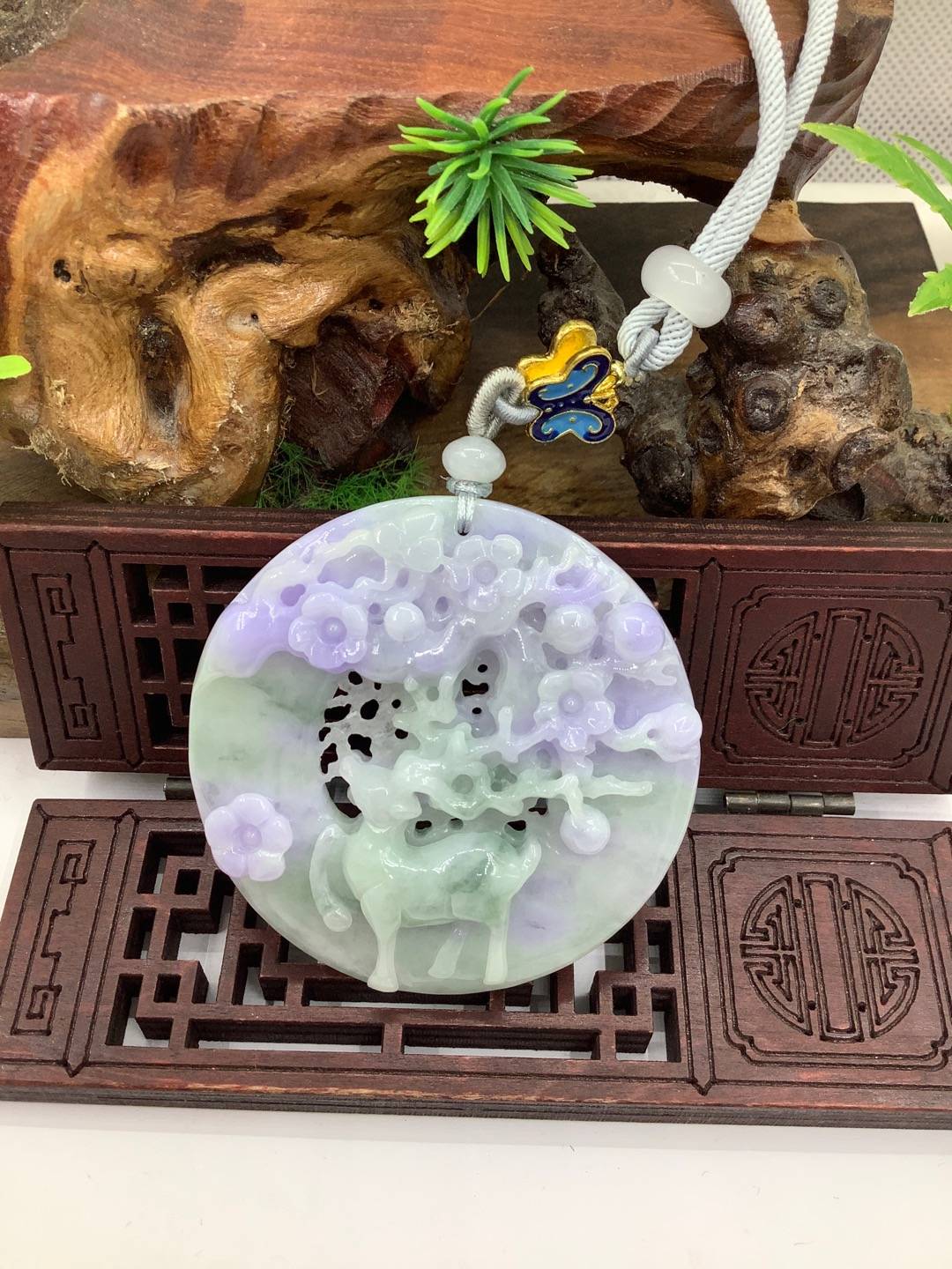 鹿梅同春