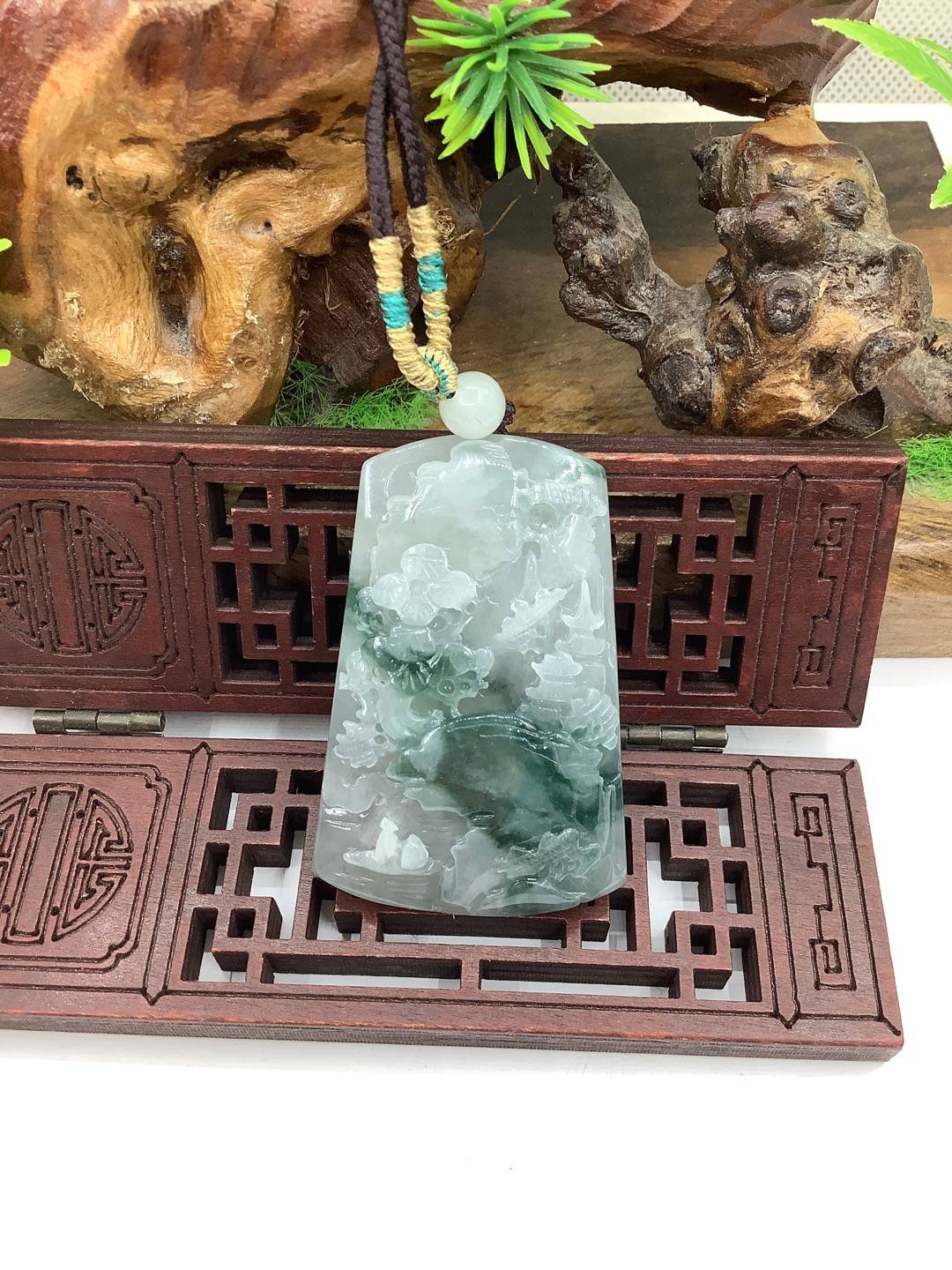 溪水行旅