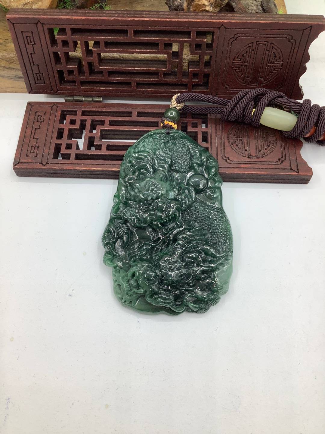 双龙护主