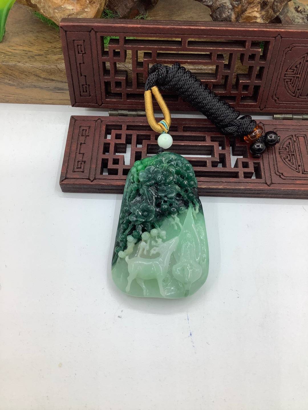 鹿梅同春