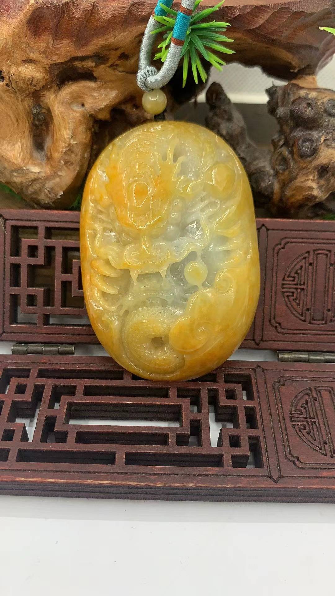 龙行天下