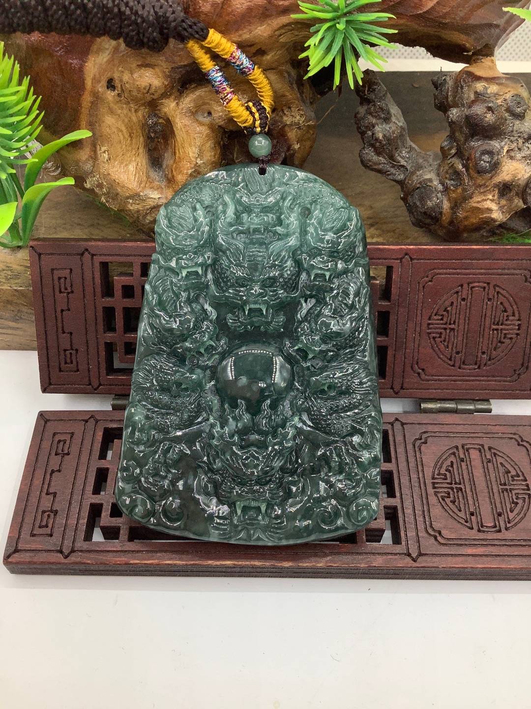 九龙戏珠