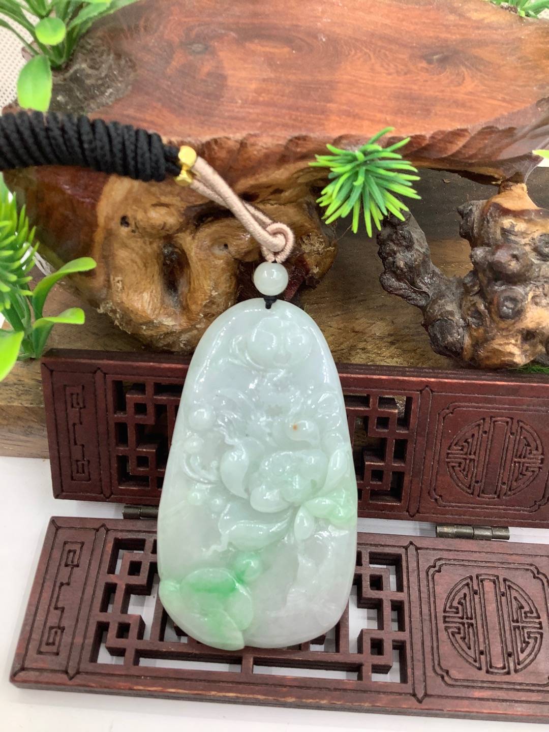 一品青莲
