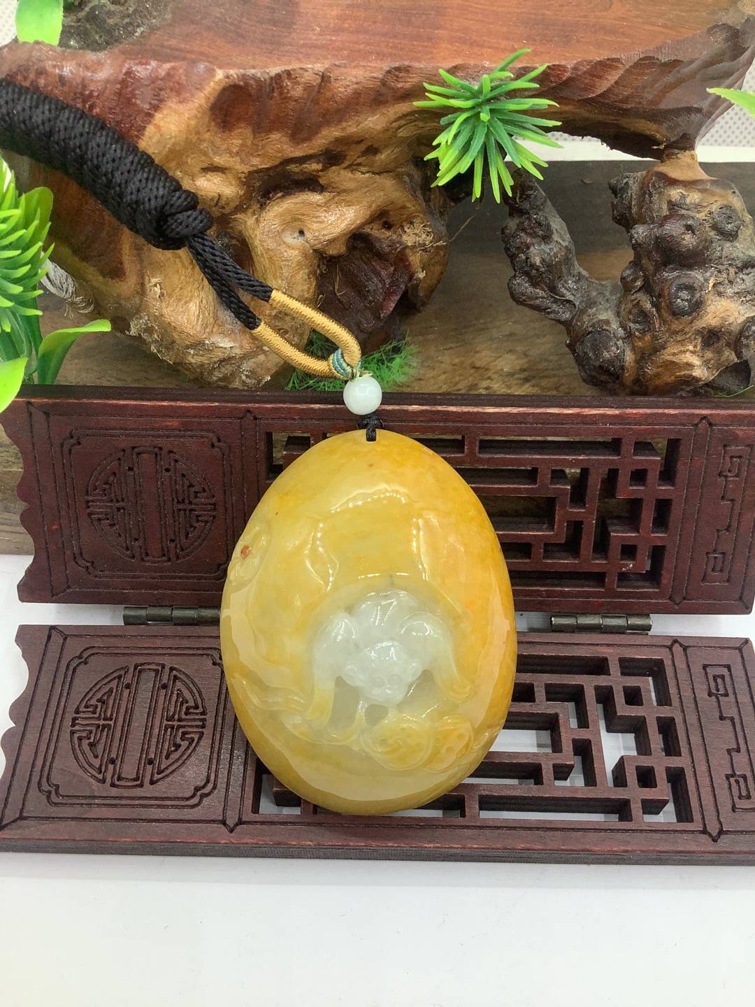 灵猴献寿
