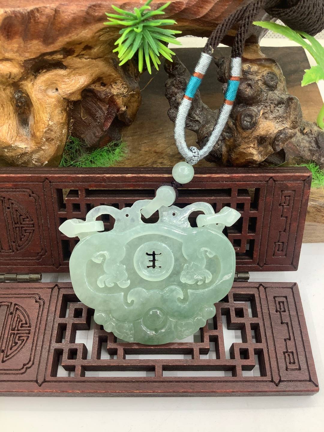 仿古牌