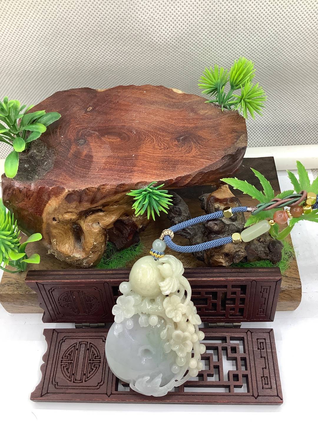 喜上眉梢