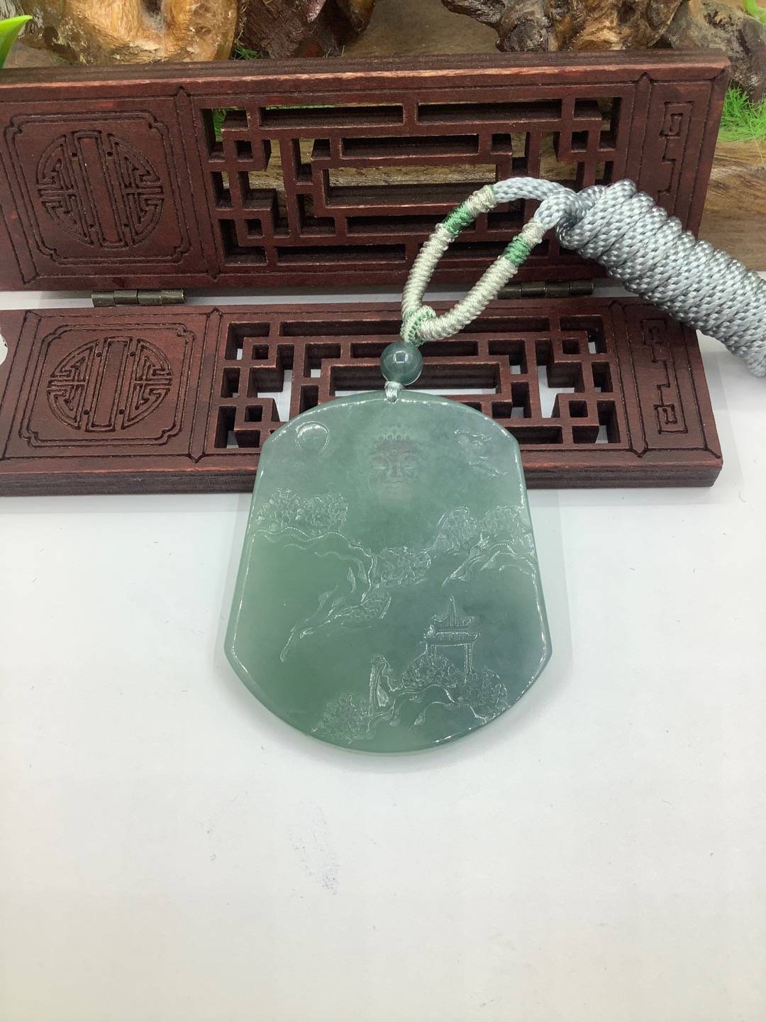 佛观天下