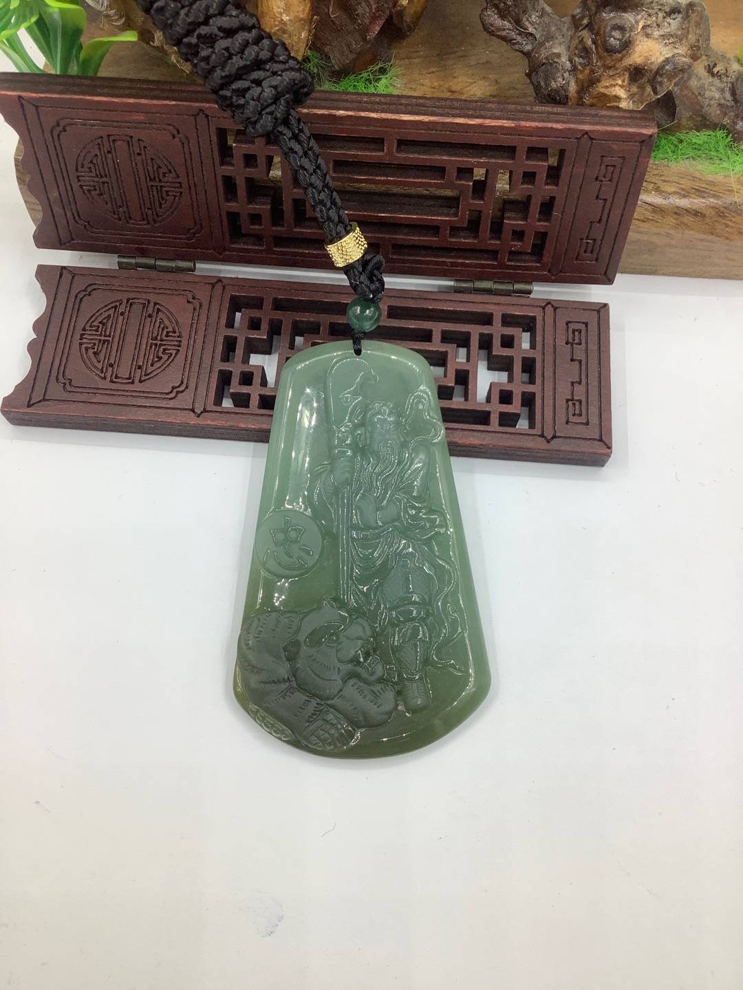 忠肝义胆