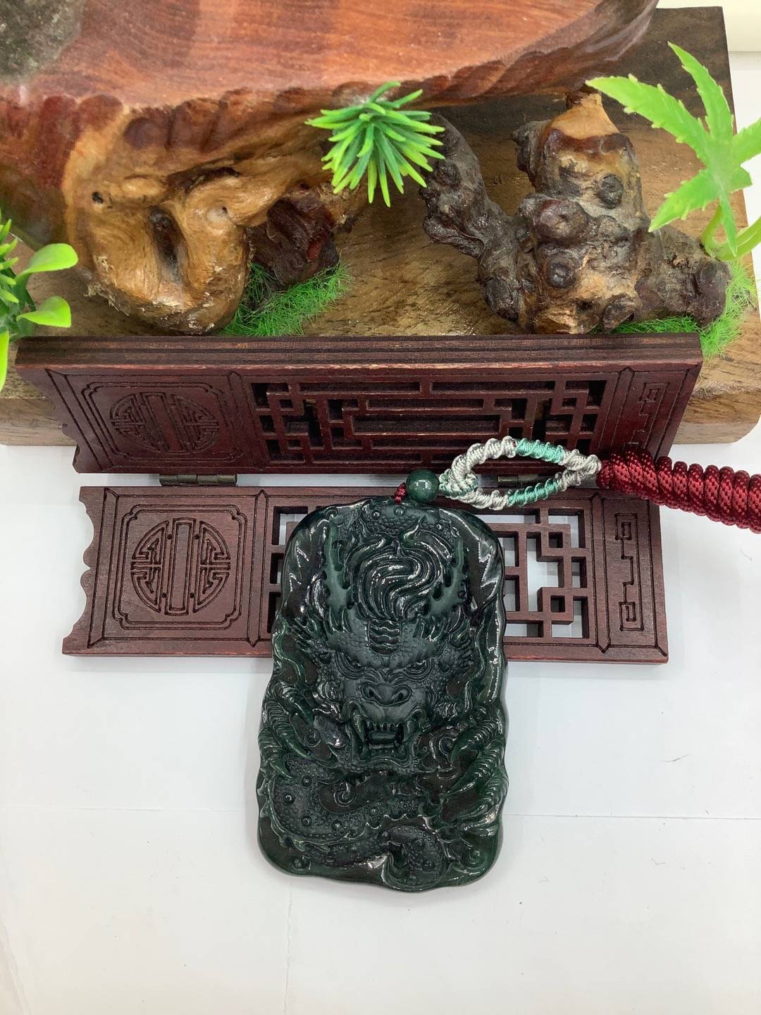 龙行天下