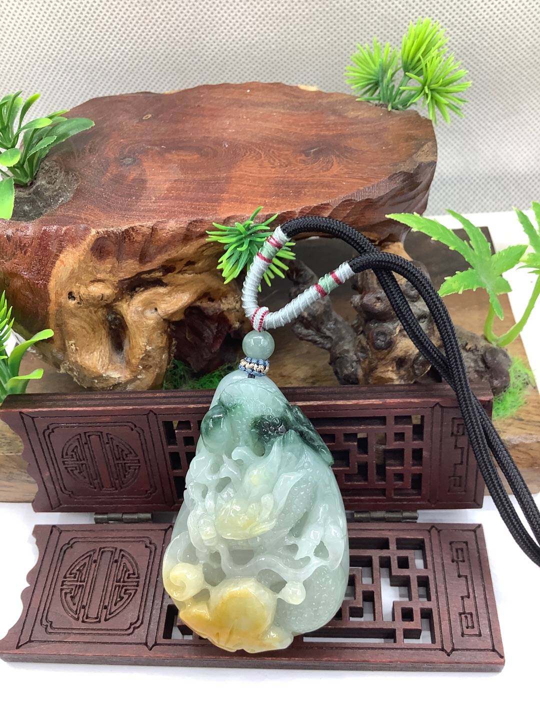 神龙戏水