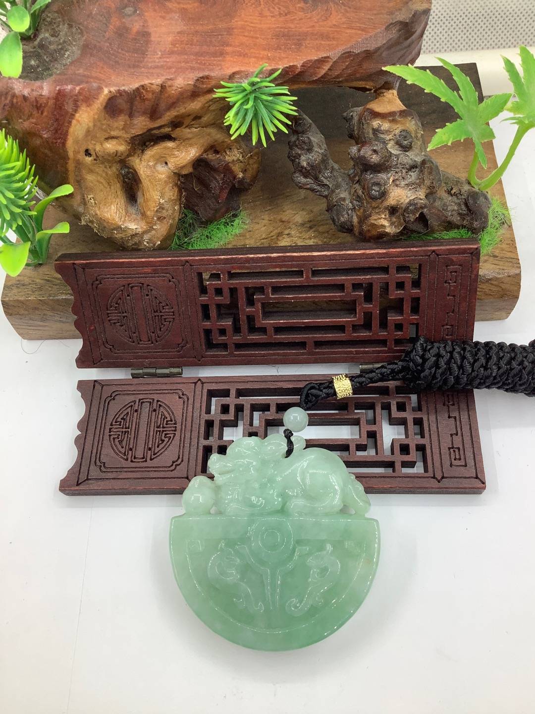 招财纳福