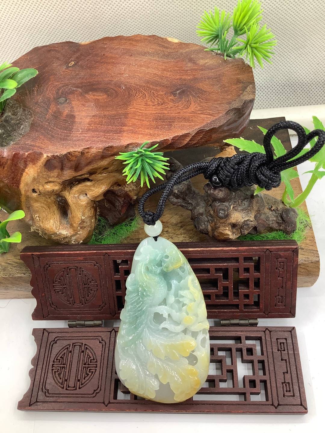 凤穿牡丹