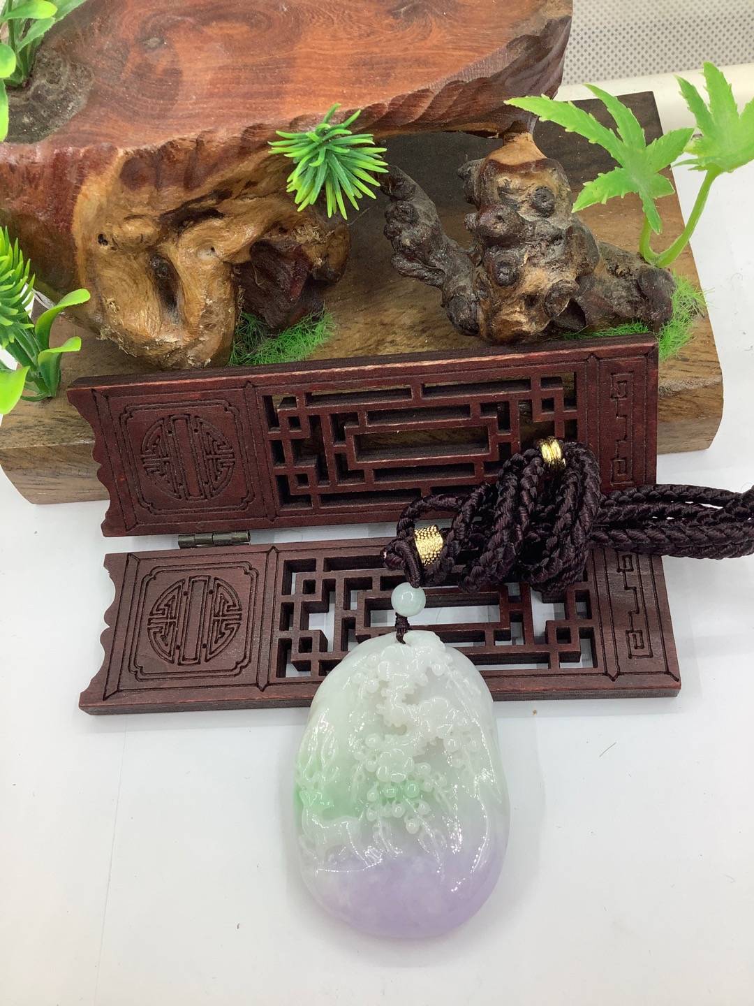 鹿梅同春